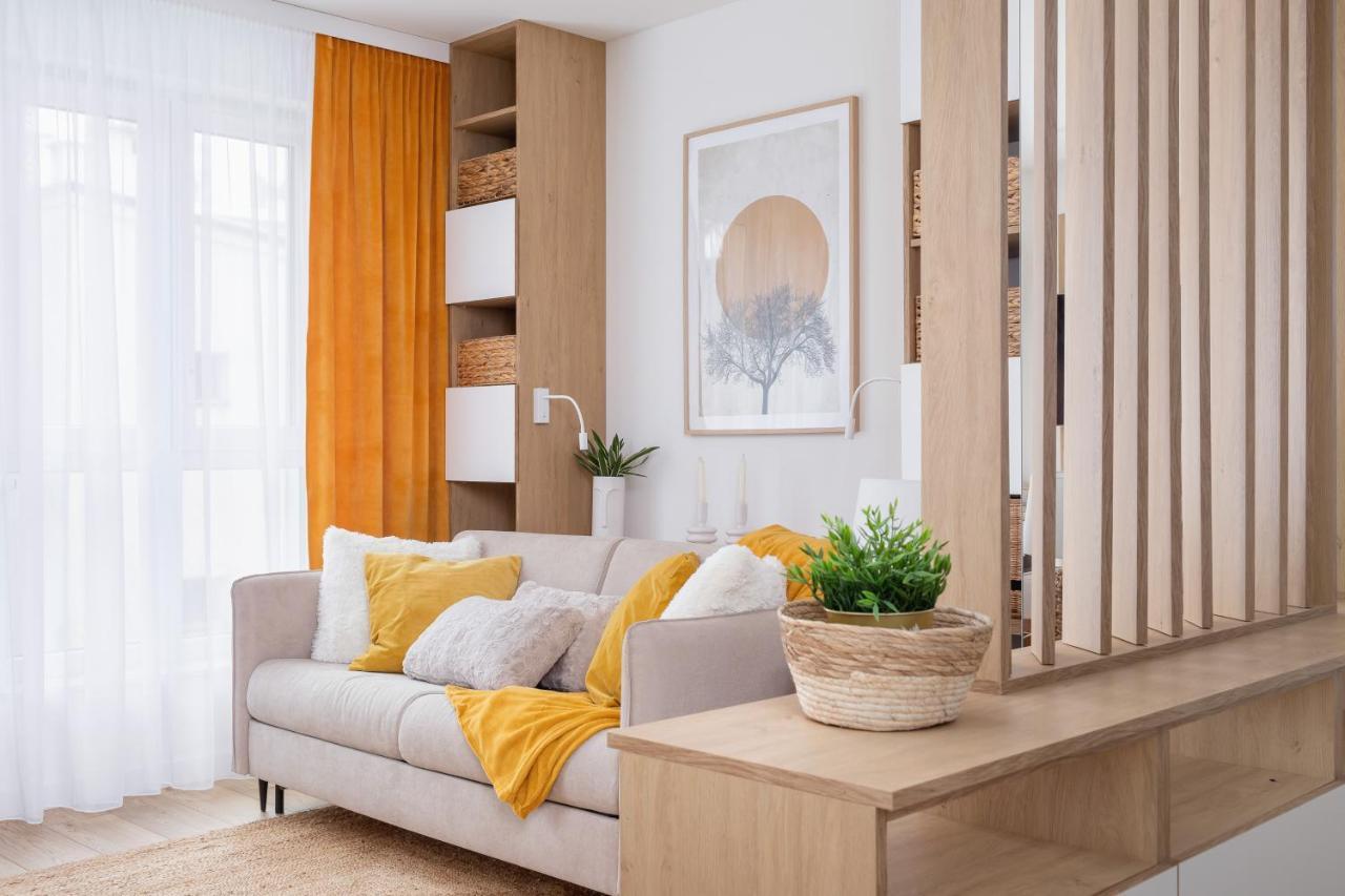 City Studio With Ac Czarnowiejska By Renters Красков Екстериор снимка