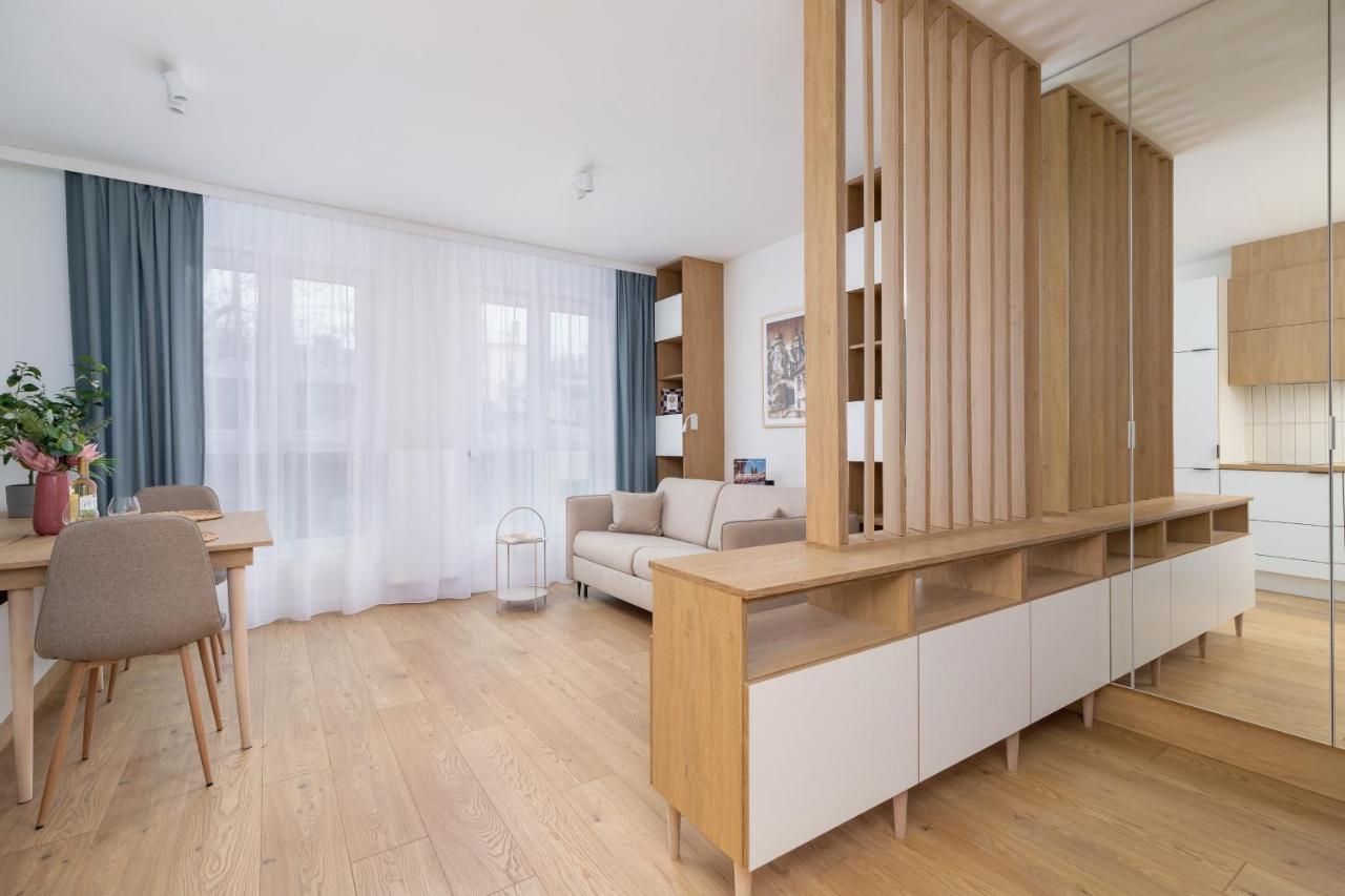 City Studio With Ac Czarnowiejska By Renters Красков Екстериор снимка