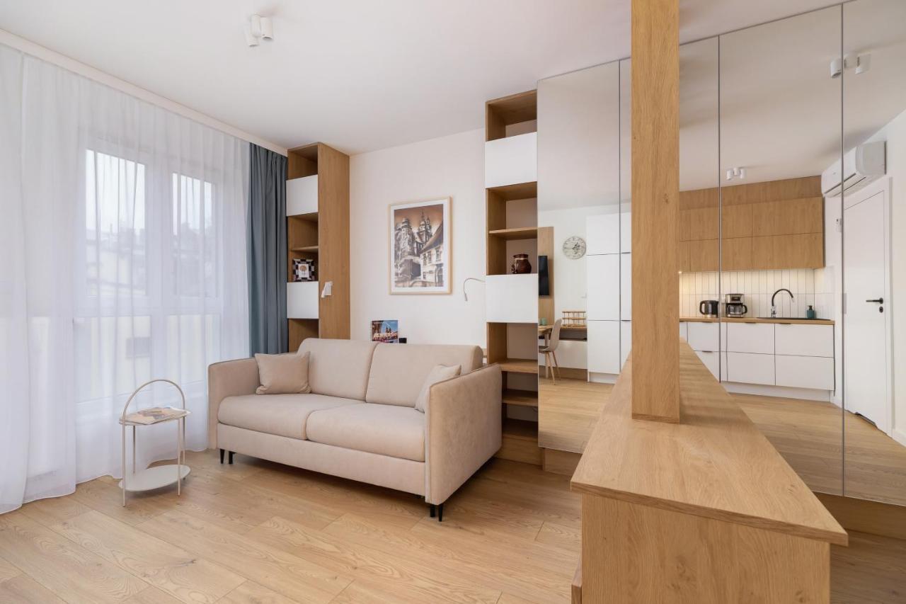 City Studio With Ac Czarnowiejska By Renters Красков Екстериор снимка