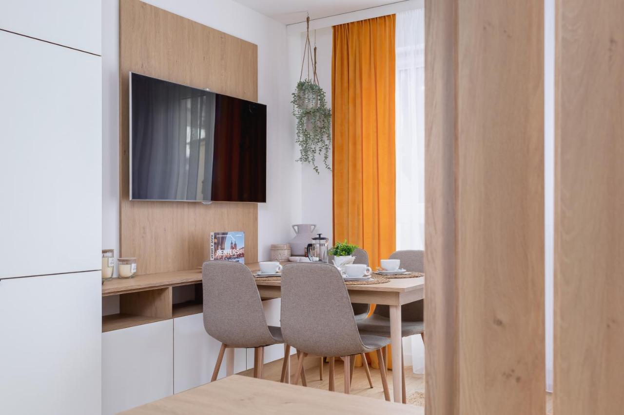 City Studio With Ac Czarnowiejska By Renters Красков Екстериор снимка
